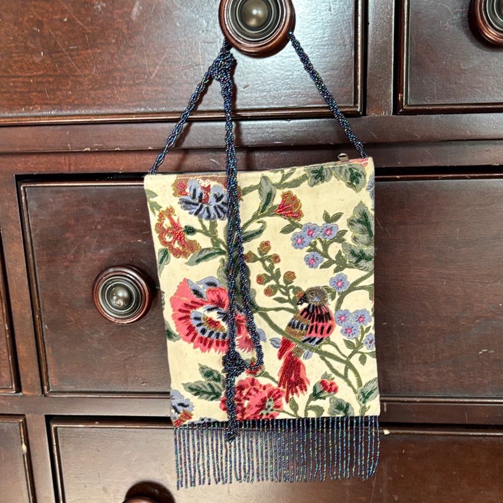 Floral Embroidered Women's Bag